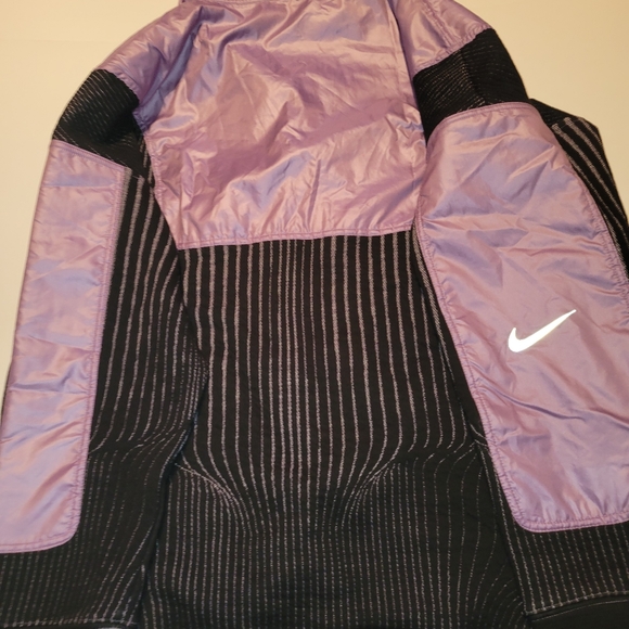NIKE City Ready Women's 1/4-zip Training Top - Picture 11 of 16